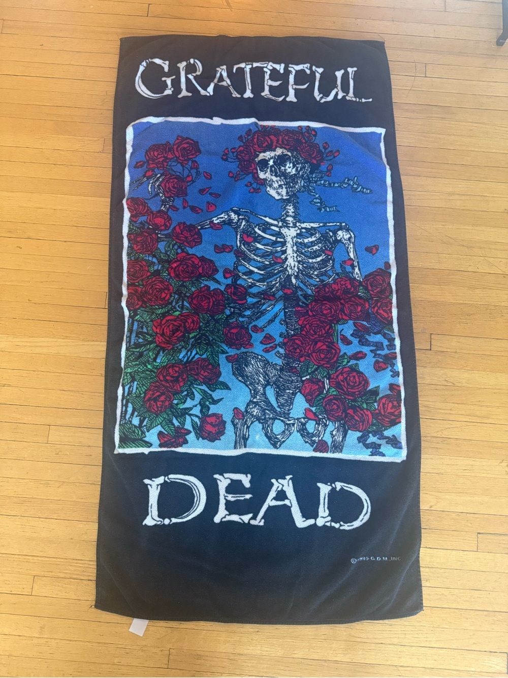 Vintage 90s Grateful Dead Blue & Red Skeleton Roses towel